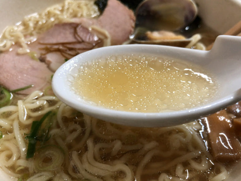 釧路のおいしいラーメン屋さん「魚一」｜魚醤ラーメンのスープは病みつき感満点の旨味が持ち味。