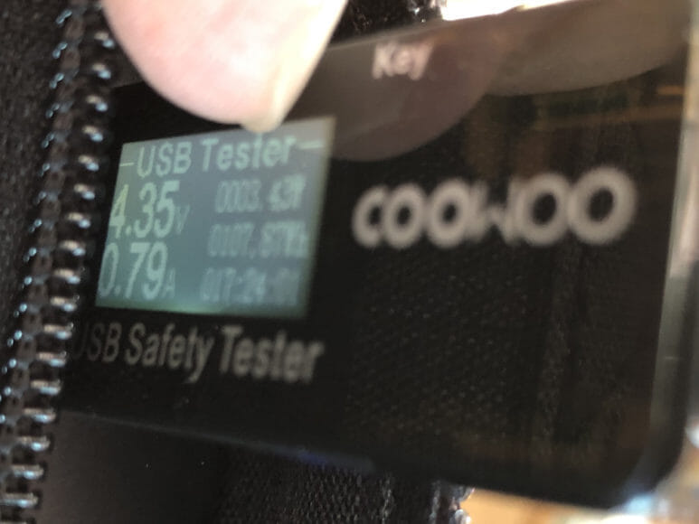 ソーラー充電器suaoki・Anker 60W比較レビュー｜suaoki「60W ソーラーチャージャー」搭載のUSBポートのアンペア数をチェックしてみました。