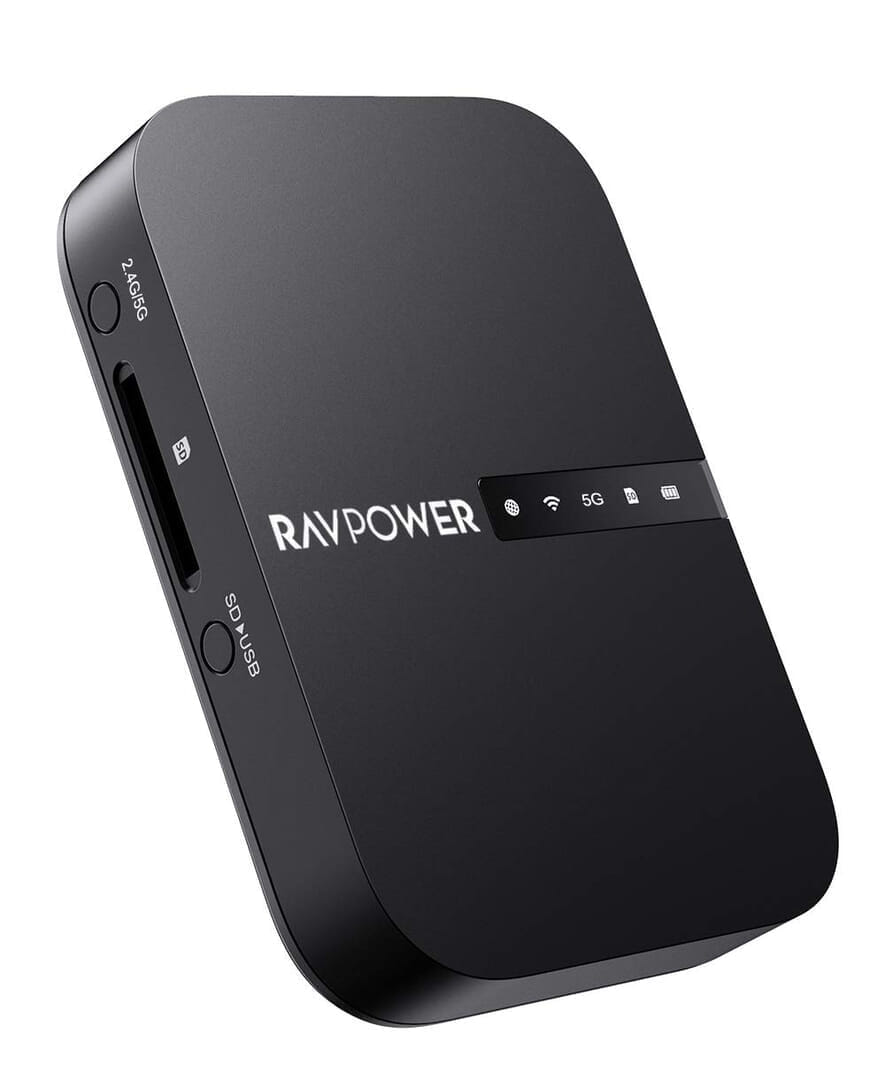 【RAVPower Filehub RP-WD009レビュー】スマホ写真＆動画データを簡単バックアップ！無線でデータ共有もできるWi-Fi SDカードリーダー｜旅行などに最適｜製品公式画像