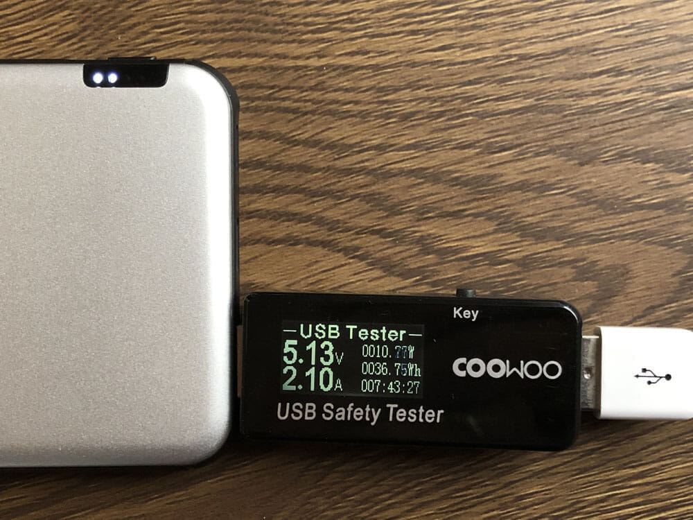 【TNTOR 超薄型モバイルバッテリーTN-10PDレビュー】10000mAhクラス最小最軽量で携帯性抜群！PD対応急速充電も可能なコスパ最強モバイルバッテリー｜使ってみて感じたこと：「TN-10PD」の電流・電圧を実測してみました（USB-Aポート）