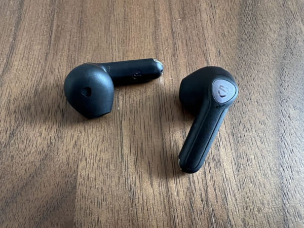 SOUNDPEATS Air3 Deluxレビュー｜大口径14.2mmドライバー＆先進ワイヤレス接続技術で高音質を実現！快適なワイヤレス体験が得られる高コスパTWS｜外観・付属品