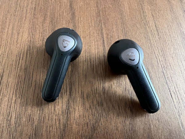 SOUNDPEATS Air3 Deluxレビュー｜大口径14.2mmドライバー＆先進ワイヤレス接続技術で高音質を実現！快適なワイヤレス体験が得られる高コスパTWS｜外観・付属品