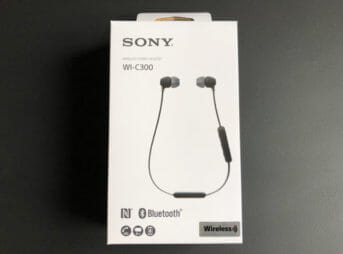 【SONY WI-C300レビュー】コスパ高過ぎ!高音質・8時間再生で3,000円の神Bluetoothイヤホン|低価格イヤホンの集大成