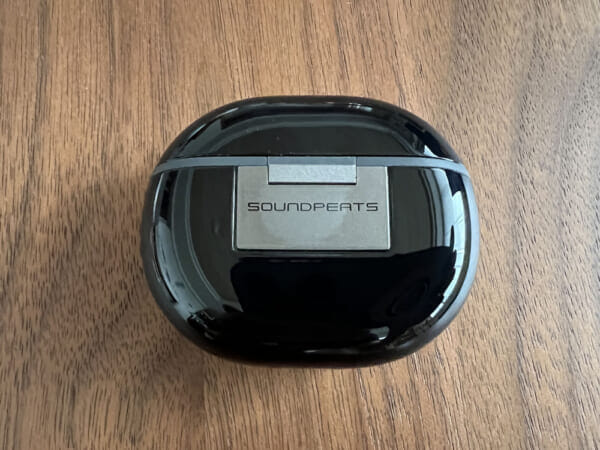 SOUNDPEATS Air3 Deluxレビュー|大口径14.2mmドライバー&先進ワイヤレス接続技術で高音質を実現!快適なワイヤレス体験が得られる高コスパTWS|外観・付属品